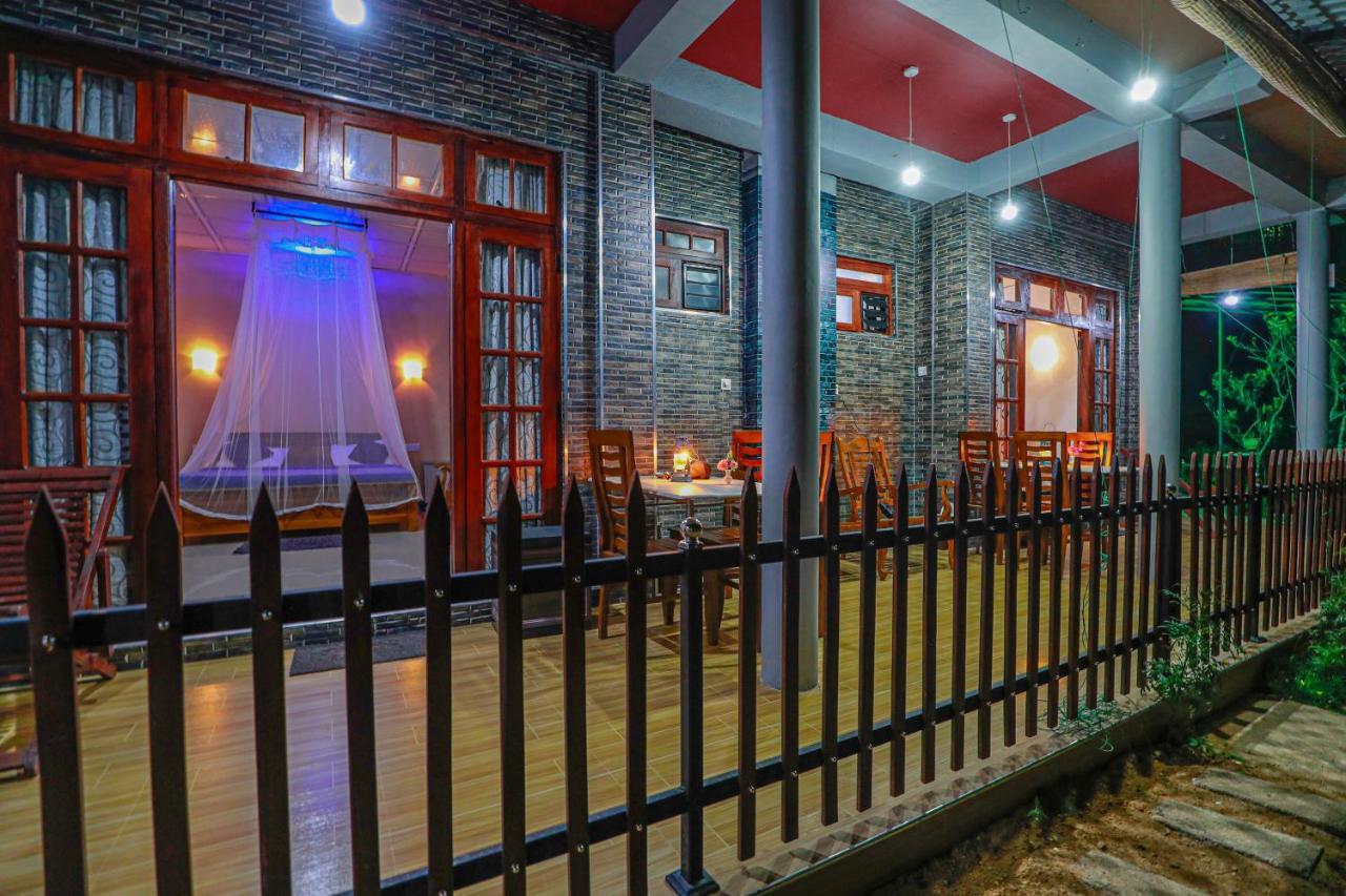 Zircon Ella Bed & Breakfast Bagian luar foto