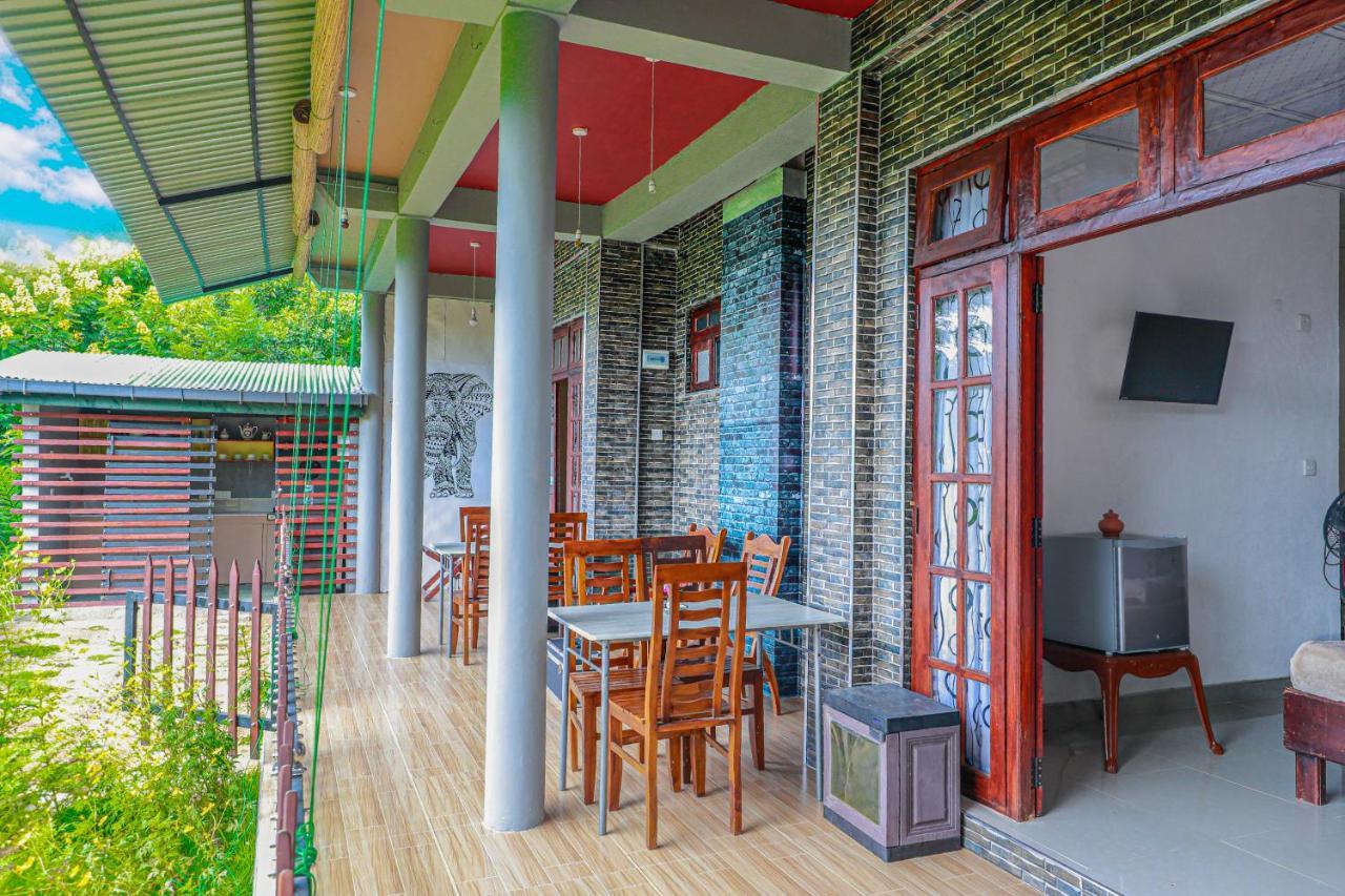 Zircon Ella Bed & Breakfast Bagian luar foto