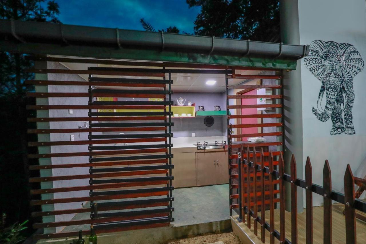 Zircon Ella Bed & Breakfast Bagian luar foto