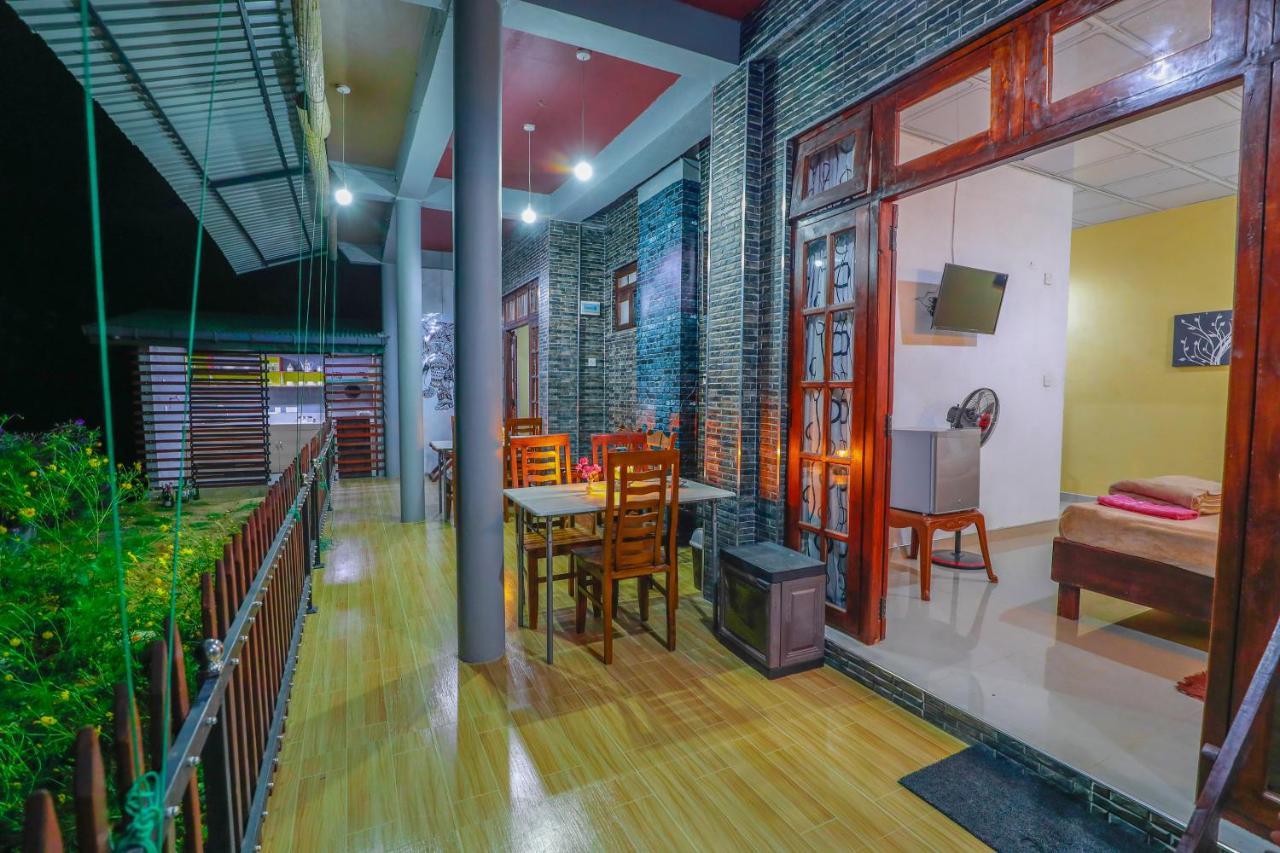Zircon Ella Bed & Breakfast Bagian luar foto