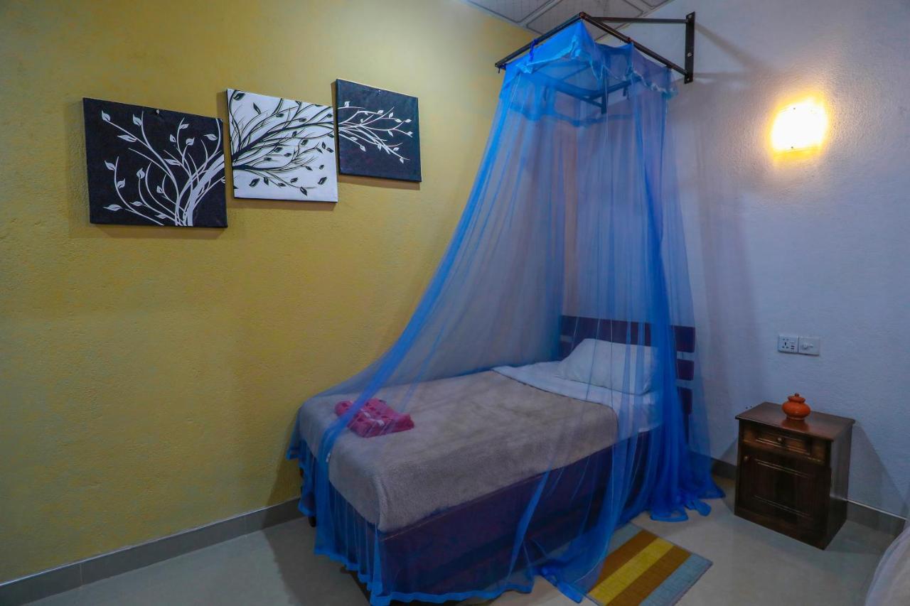 Zircon Ella Bed & Breakfast Bagian luar foto
