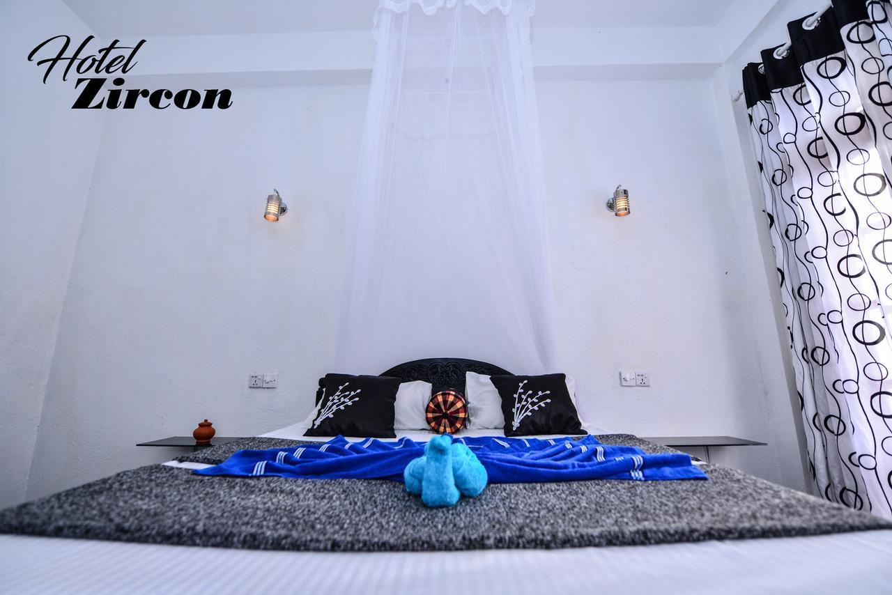 Zircon Ella Bed & Breakfast Bagian luar foto